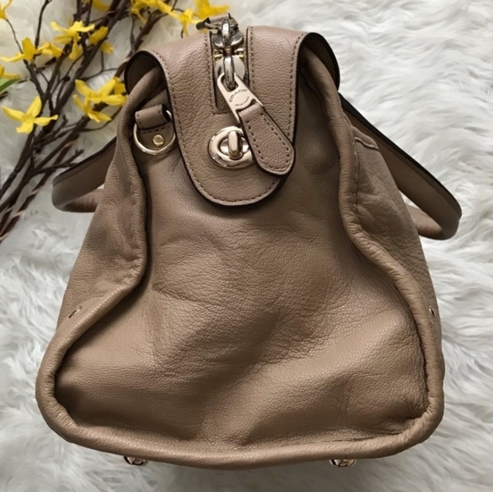 Authentic Coach Rhyder Satchel Purse Bag - Picture 5 of 9